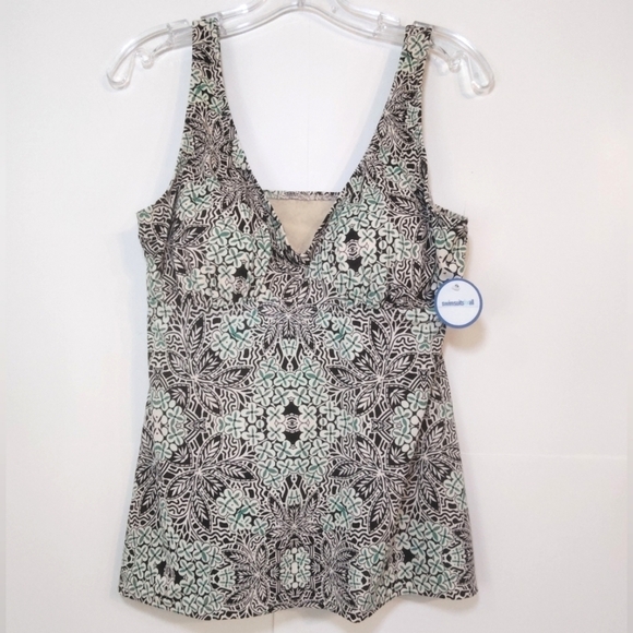Swimsuitsforall. Women's floral print tank top size (12) - Picture 1 of 14